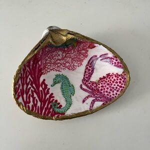 Seashell jewelry dish